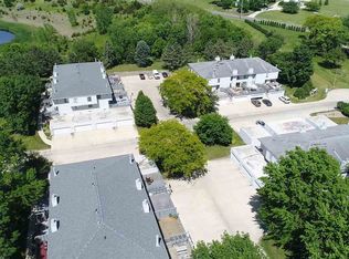 4222 Kris Line Dr, Waterloo, IA 50701