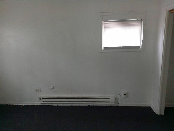 3rd image of 9024 S Dauphin Ave #0