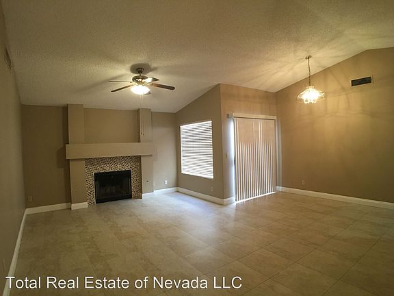 3rd image of 3005 Pelican Beach Dr
