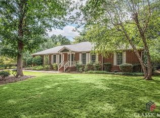 195 Sandstone Dr, Athens, GA 30605