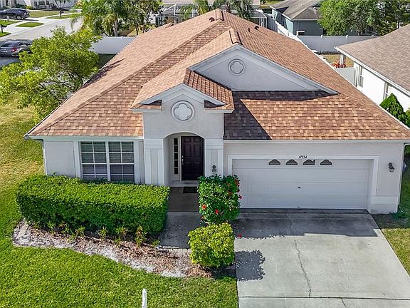 2nd image of 17354 Lawn Orchid Loop