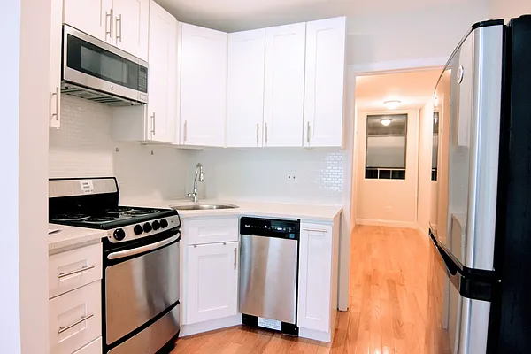 Rented by GPA Realty | media 3