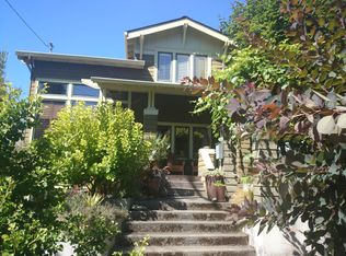 312 Howe St, Seattle, WA 98109