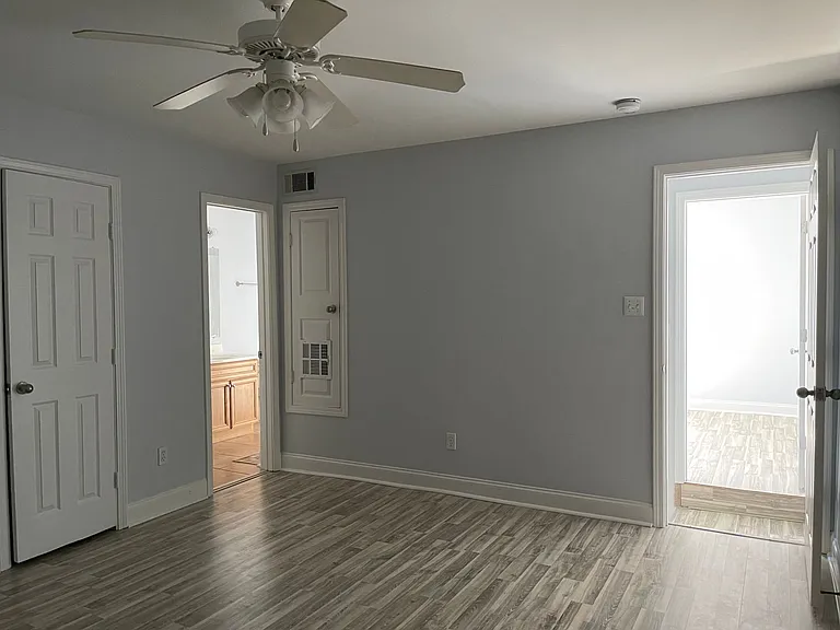 4854 Pontchartrain Dr #2 — Photo 9