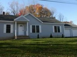 3 Wakan Ave, Lewiston, ME 04240