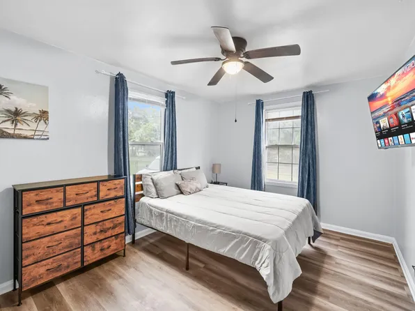 (undisclosed Address), Jacksonville, FL 32205