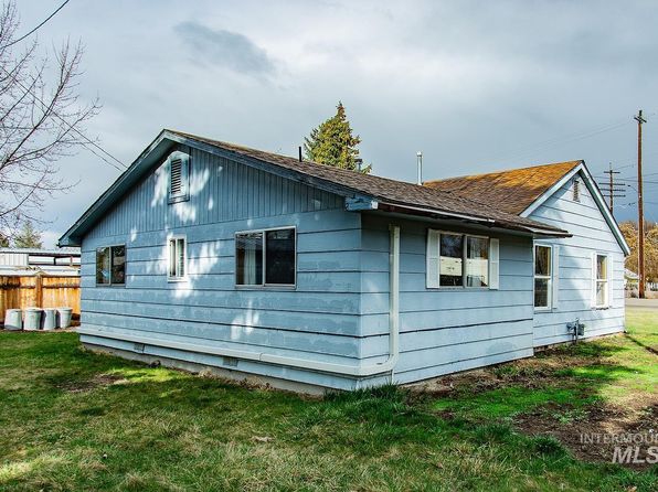 827 N 9th St, Payette, ID 83661