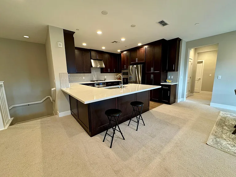 649 Sandalwood Dr #4 — Photo 11