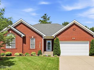 8501 Quebec Ct, Louisville, KY 40228