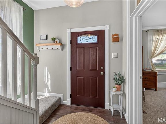 4th image of 303 E Church St
