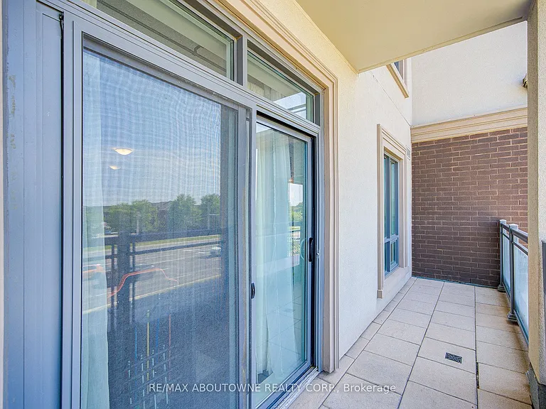 2490 Old Bronte Rd #219 — Photo 31