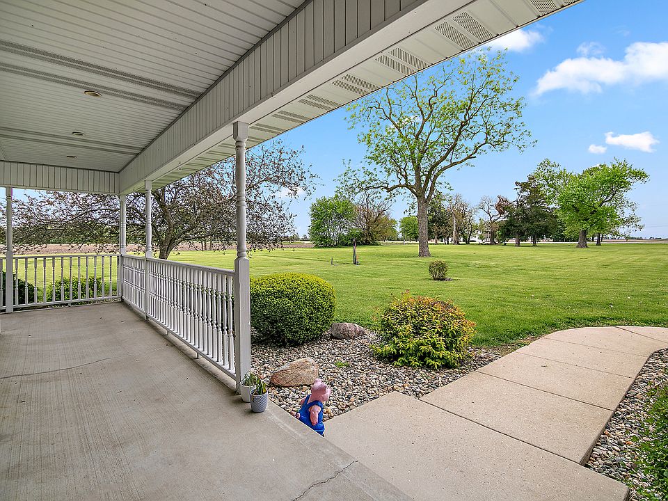 17709 W State Route 17, Reddick, IL 60961 | MLS #12642343 | Zillow