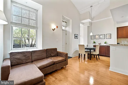 1 Academy Cir #210 Photo 1