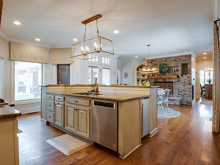 6605 Goshawk Ct — Photo 20