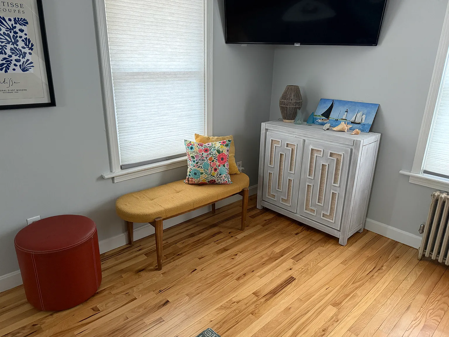 2 bed, 1000 sqft, $3,500 — Photo 3