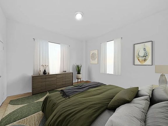 5th image of 215 W 101st St APT 8J