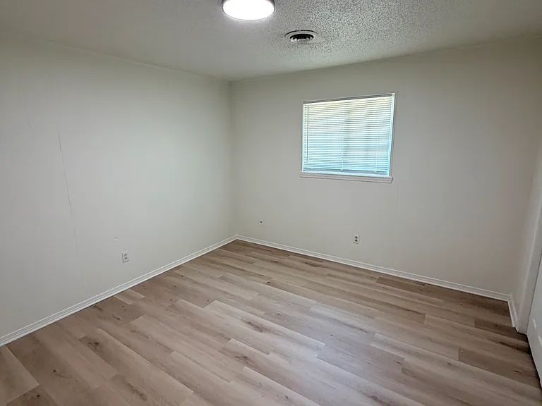 2506 Jo Ave #B — Photo 11