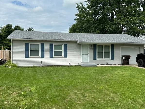 504 Sunnyside Ct, Le Roy, IL 61752