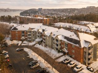 12 Spinnaker Dr #211, Halifax, NS B3N3A8
