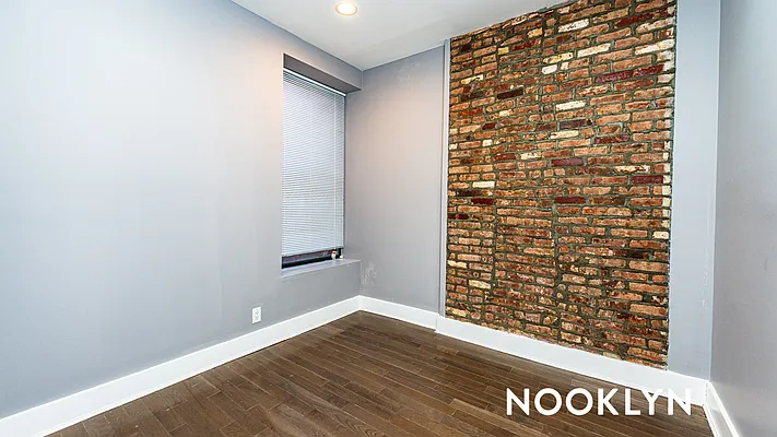 Rented by Nooklyn NYC LLC | media 9