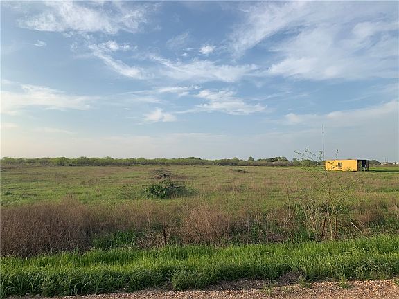 2nd image of 240 County Road 461