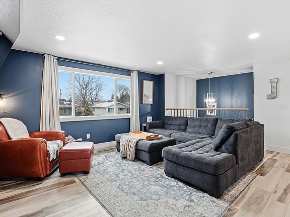 5th image of 3006 S Morrow Rd