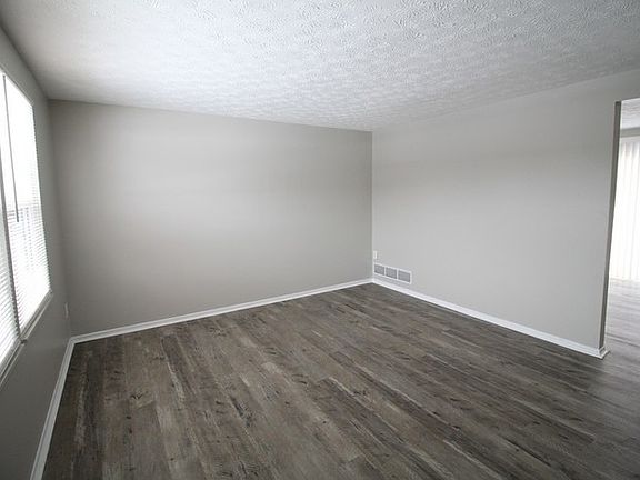 2nd image of 5103 Sedalia Dr