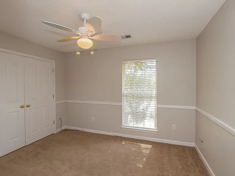 810 Lakemont Dr — Photo 10