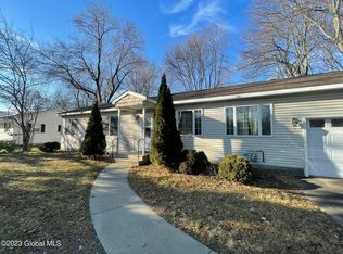 26 Mordella Rd, Albany, NY 12205