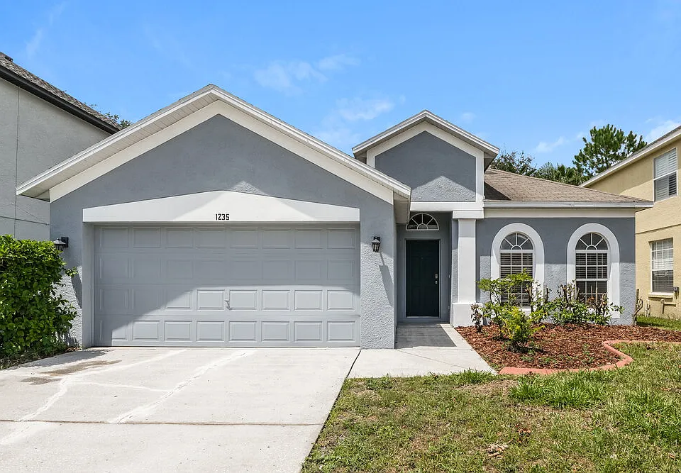 1235 Brooke View Dr