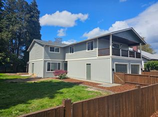1403 S 8th Ave #2, Kelso, WA 98626