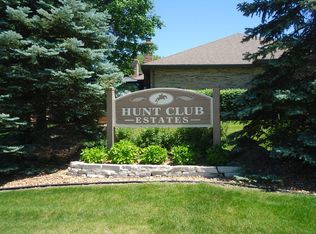 9314 Fox Run Cir, Frankfort, IL 60423