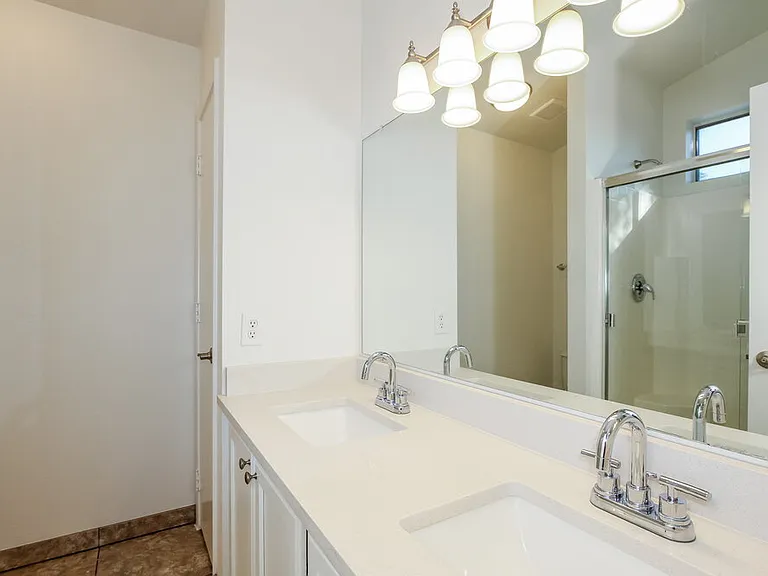 20212 N 34th Pl — Photo 9