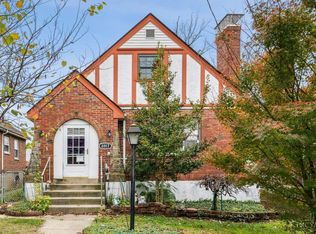 6917 Windward St, Cincinnati, OH 45227