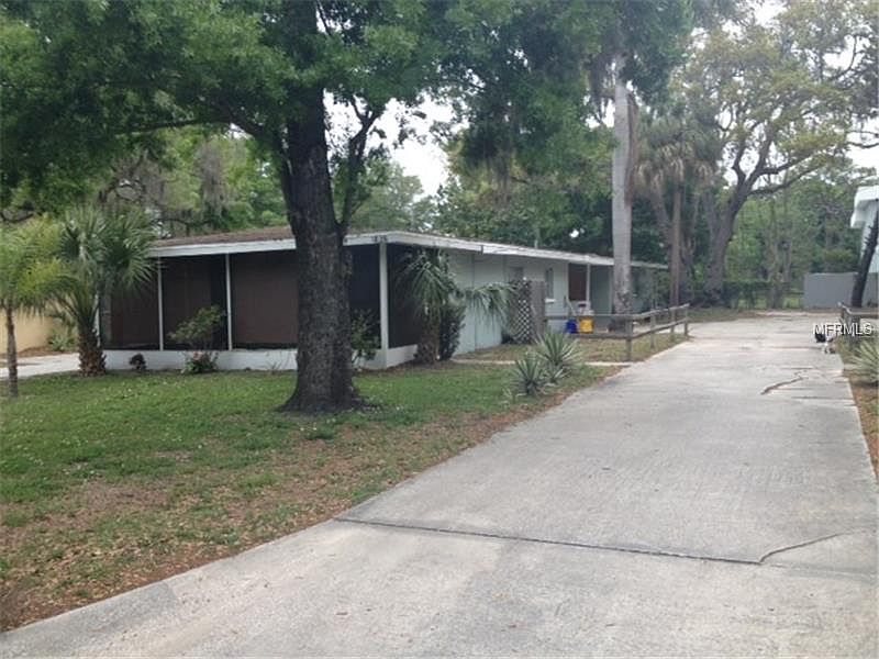 2nd image of 1839 6th St