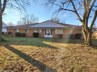 409 Center Rd, Bedford, OH 44146