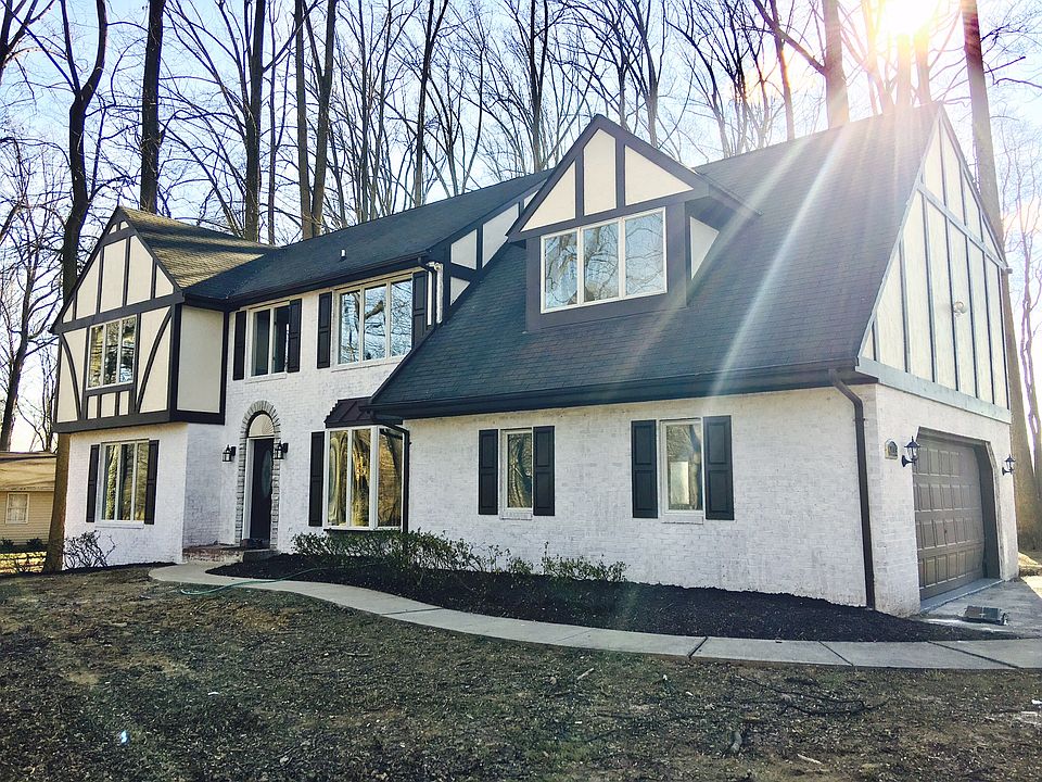 2nd image of 10223 Harvest Fields Dr