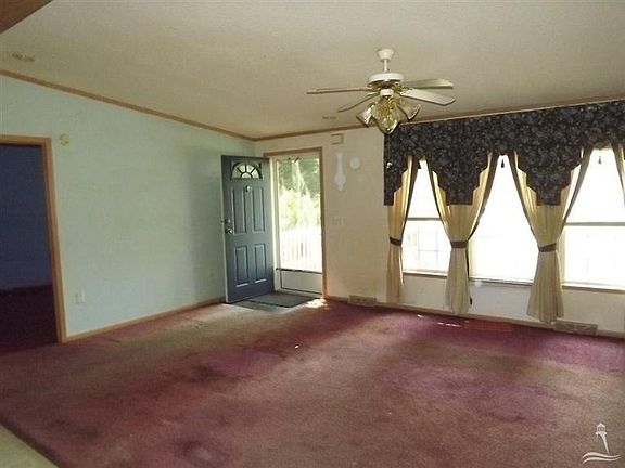 2nd image of 616 Sandy Bluff Dr SW