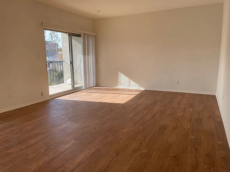 8729 Ashcroft 26,LLC — Photo 1