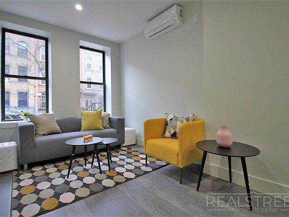 4th image of 277 Linden St #1A