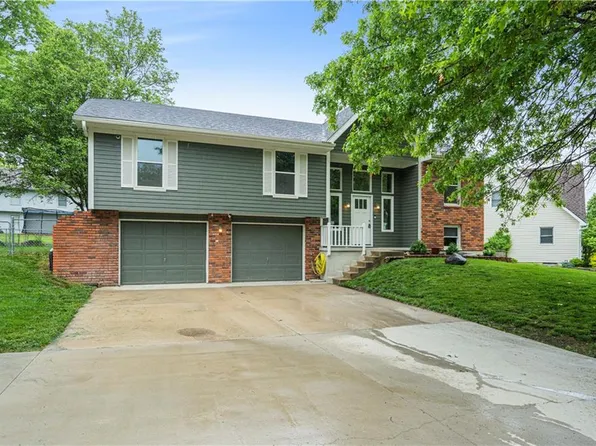 1904 Meadowlane, Kearney, MO 64060