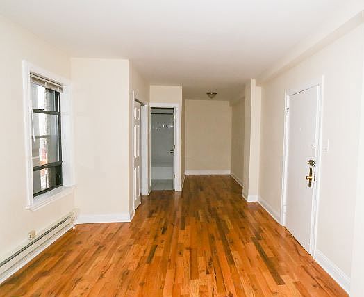 5th image of 1347 N Dearborn St APT 608