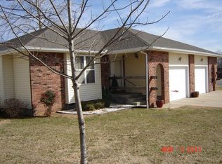 1013 Ohio St APT B, Pittsburg, KS 66762