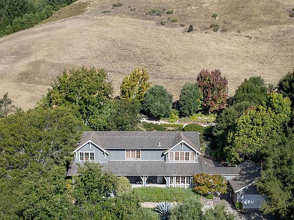 2nd image of 75 Wild Iris Road