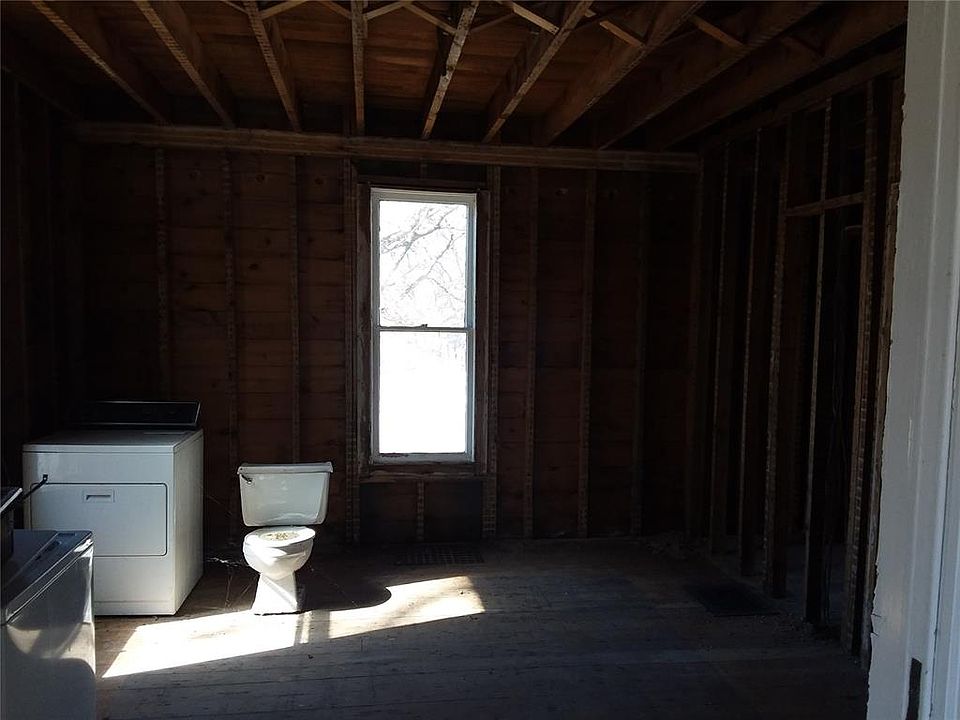 2nd image of 119 Ink Rd NW