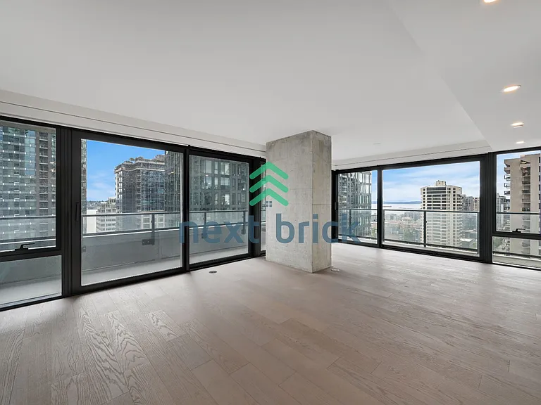 300 Virginia St #1712 — Photo 1