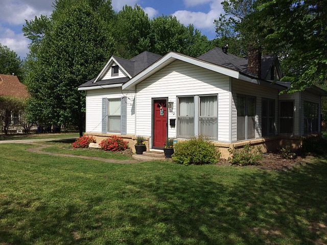 1st image of 912 NW A St