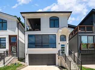1127 Vine St, Newport, KY