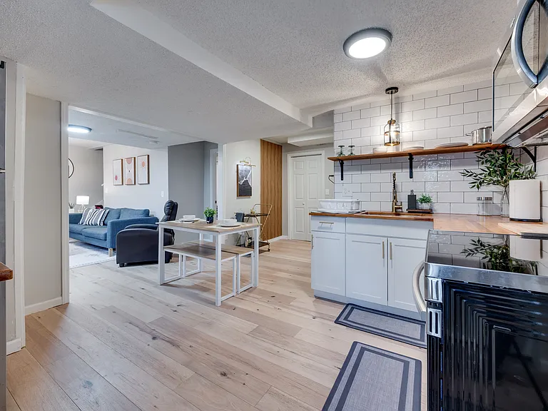 2506 Oakwood Ave #B — Photo 33