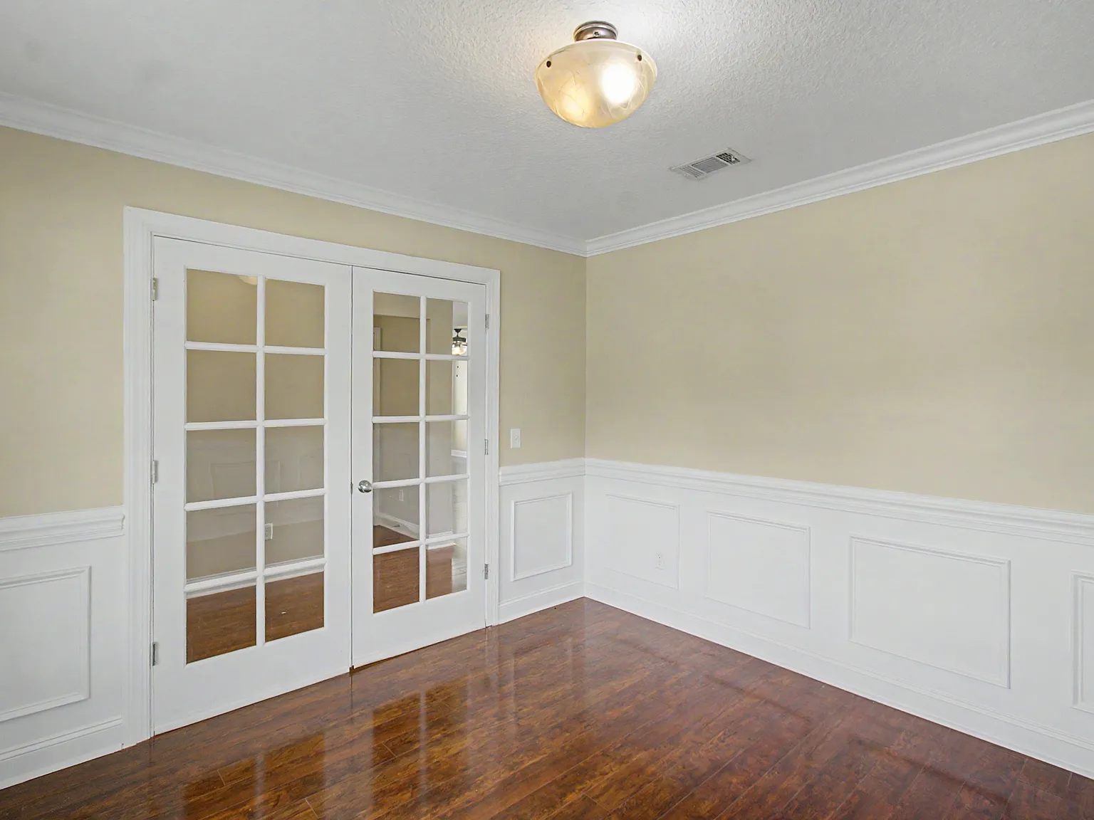 1106 Creekside Circle - 1 — Photo 4